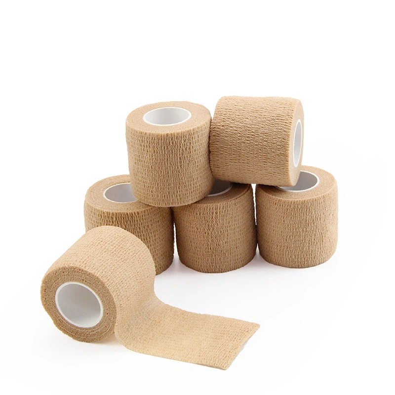 স্ব -স্টিকিং ব্যান্ডেজ মোড়ানো